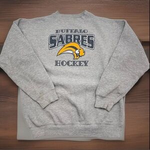Buffalo Sabres Hockey NHL Crewneck Men’s M Gray Sweatshirt‎ Pullover **READ